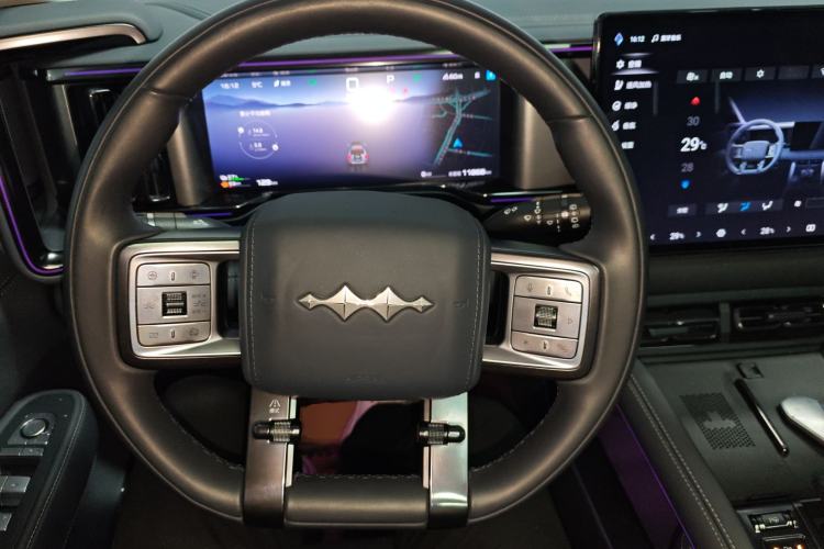 Used Formula Leopard Leopard 5 2023 Explore Edition