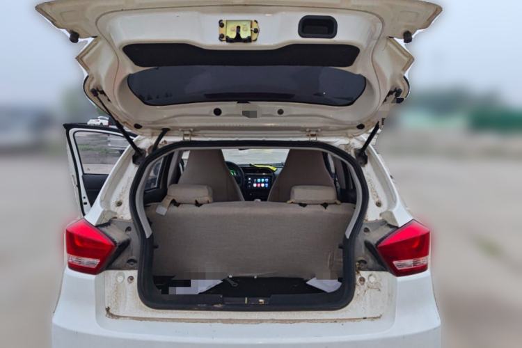 Used BAIC New Energy EC 2017 EC180 Dynamic Edition Trunk