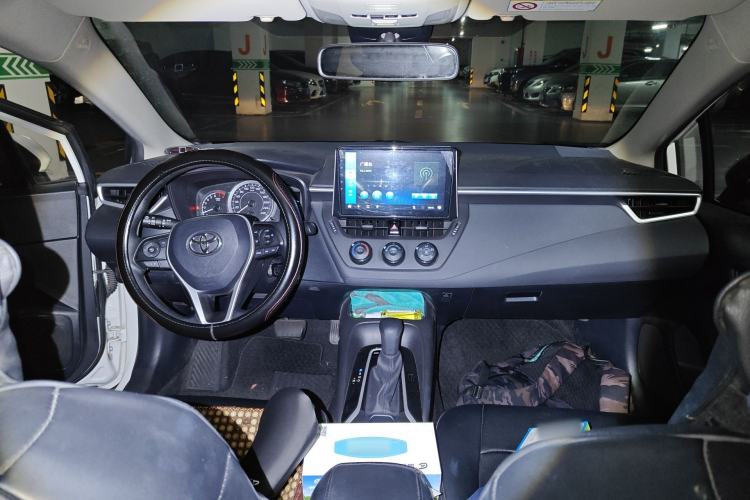 Used Toyota Corolla 2019 1.2T S-CVT GL Pioneer Edition Center Console