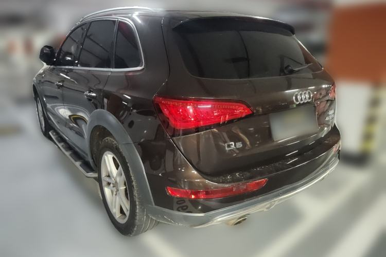 Used Audi Q5 2018 Collector's Edition 40 TFSI Technology Model
