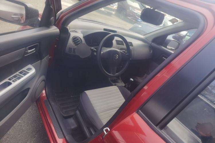 Used Suzuki Swift 2014 1.3L Manual Standard Edition