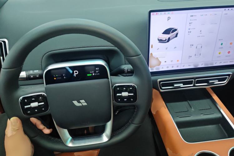 Used Li Auto L6 2025 Max Smart Refresh Edition Center Console