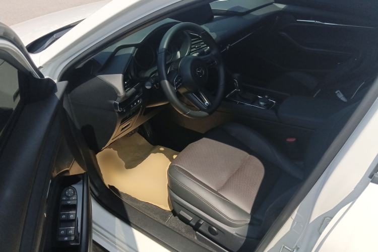 Used Mazda 3 Axela 2023 2.0L Automatic Zhiyao Edition