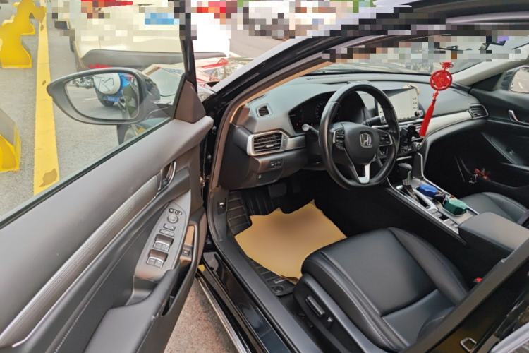 Used Honda Accord 2018 260TURBO Elite Edition China VI Driver Seat