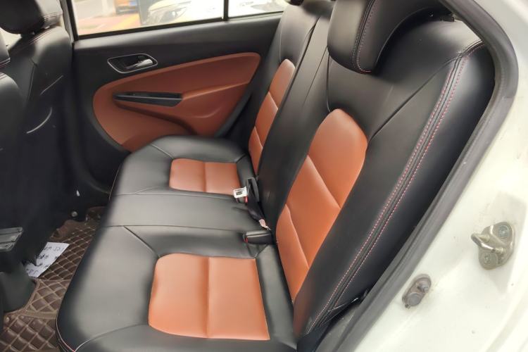 Used Geely Auto Diamond 2016 1.5L Manual Entry-Level Trim