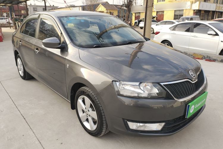 Used Skoda Rapid 2013 1.6L Manual Smart Selection Model