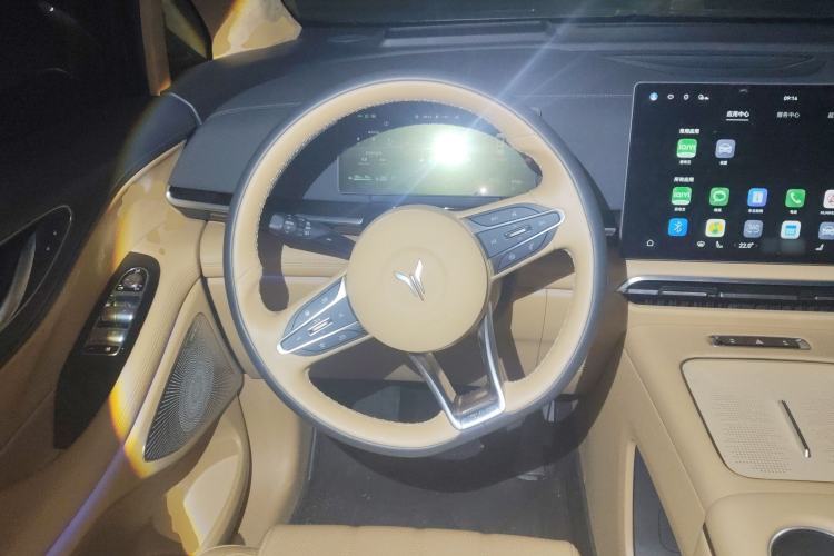 Used VOYAH Dream 2025 PHEV Four-Wheel-Drive Flagship Version – Qiankun Edition