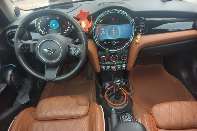 Used MINI 2022 1.5T COOPER Artist Five-Door Edition
