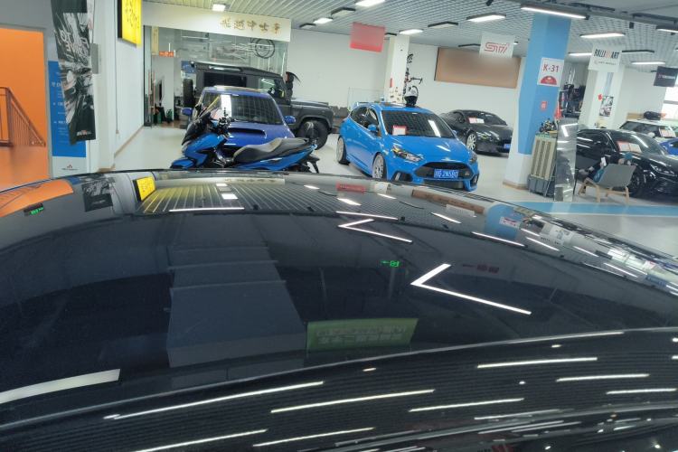 Used Avatr 06 2025 Pro Range-Extended Edition Roof