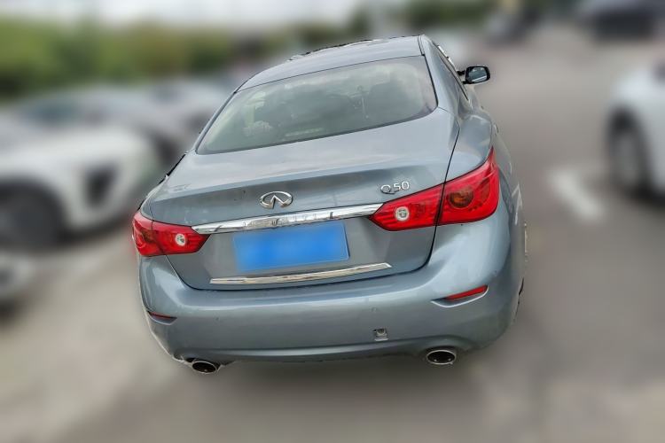 Used Infiniti Q50 2014 2.0T Comfort Edition
