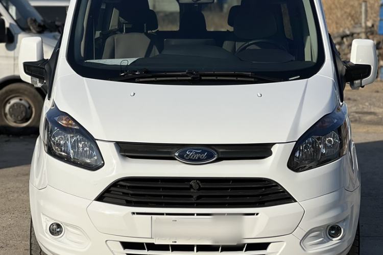 Used Ford Transit 2019 2.0T Gasoline Automatic Business & Travel Version Mid-Drive Mid-Roof 9-Seater China VI Standard
