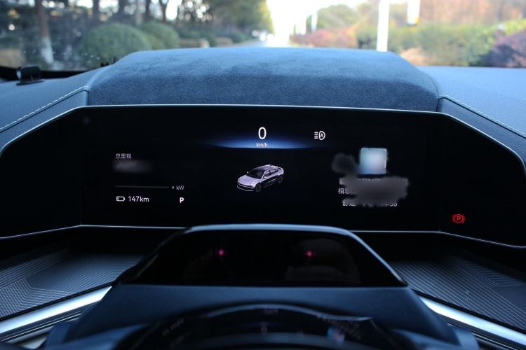 Used Zeekr 001 2022 Ultra-Long Range Dual-Motor YOU Version Interior 6