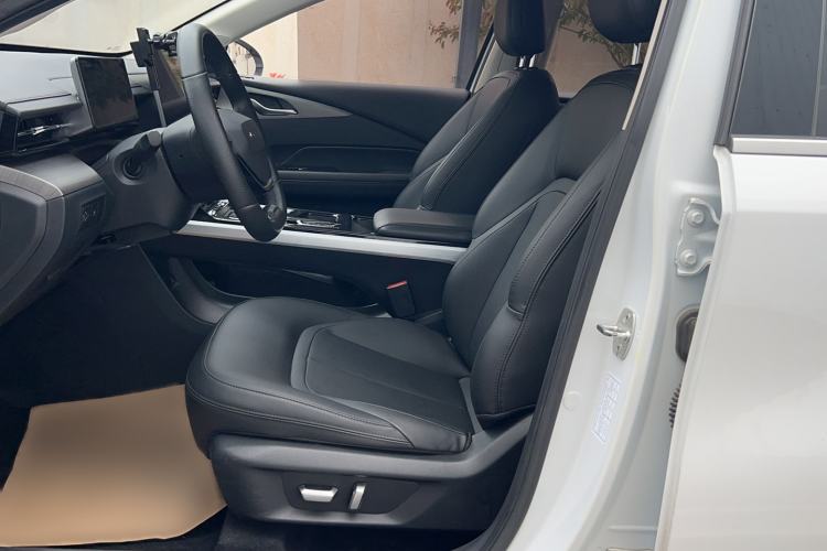 Used Wuling Xingguang 2023 150 Advanced Edition Left Front Seat