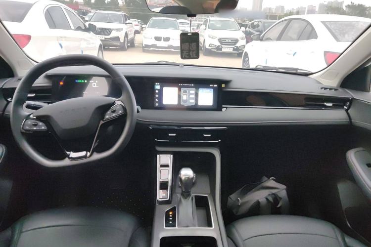 Used Roewe i5 2023 1.5L CVT Luxury Edition
