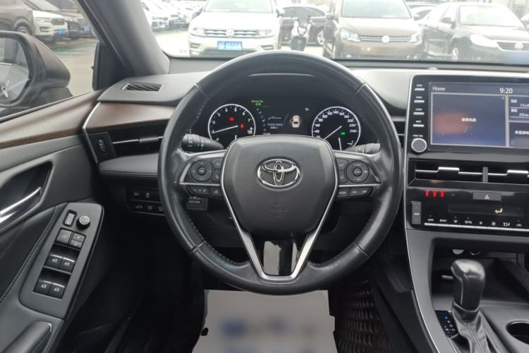 Used Toyota Avalon 2019 2.0L XLE Premium Edition China VI Steering Wheel