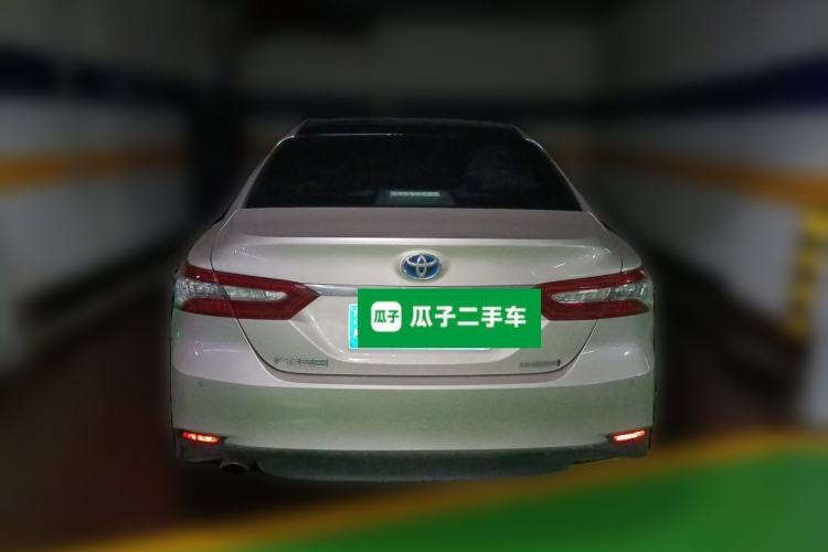 Used Toyota Camry 2019 Dual-Engine 2.5 HG Luxury Edition China V Standard Rear
