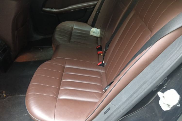 Used Mercedes-Benz E-Class 2015 E 320 L 4MATIC Left Rear Seat