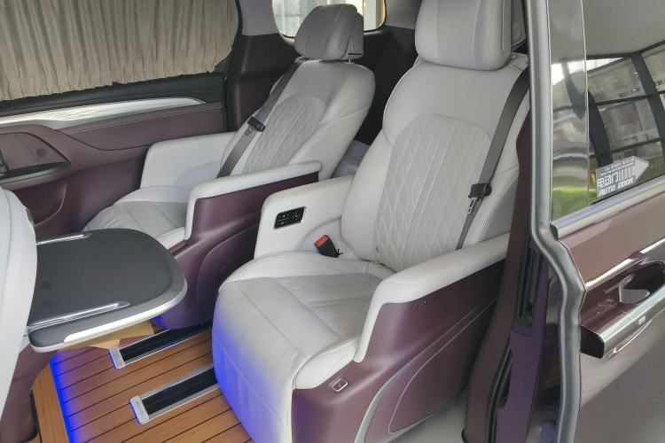 Used Buick GL8 2022 Avenir Aivia Six-Seat Deluxe Edition