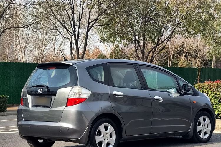 Used Honda Fit 2008 1.5L automatic luxury edition