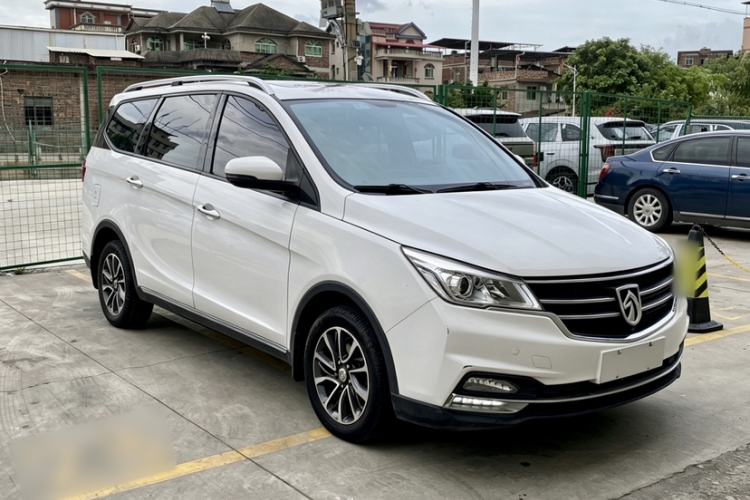 Used Baojun 730 2019 1.5T CVT Flagship Model 7 Seats China VI Emission Standard