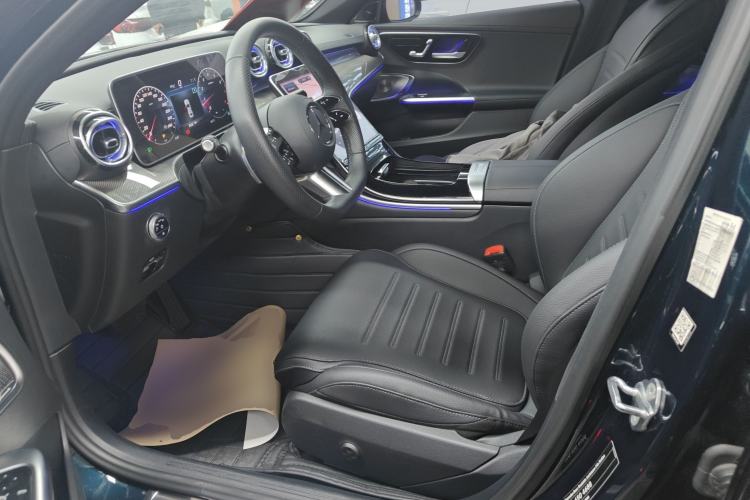 Used Mercedes-Benz C-Class 2023 Restyled C 260 L Night Edition Sports Version Left Front Seat