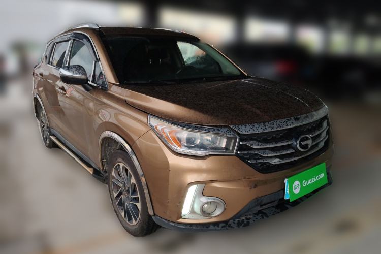 Used GAC Trumpchi GS4 2015 200T Manual Luxury Edition Front Right 45 Deg