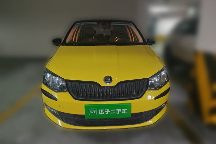 Used Skoda Fabia 2015 1.6L Automatic Sport Edition
