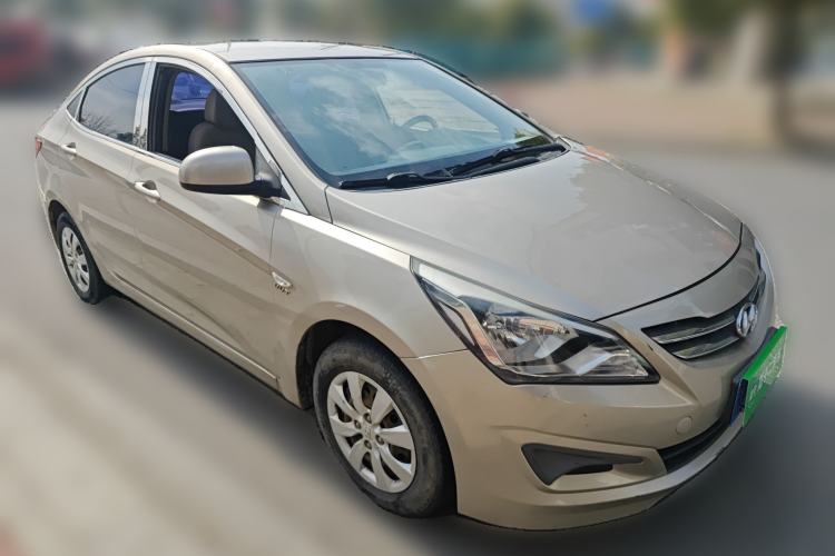 Used Hyundai Verna (older generation) 2014 1.4L Manual Fashion GS Model
