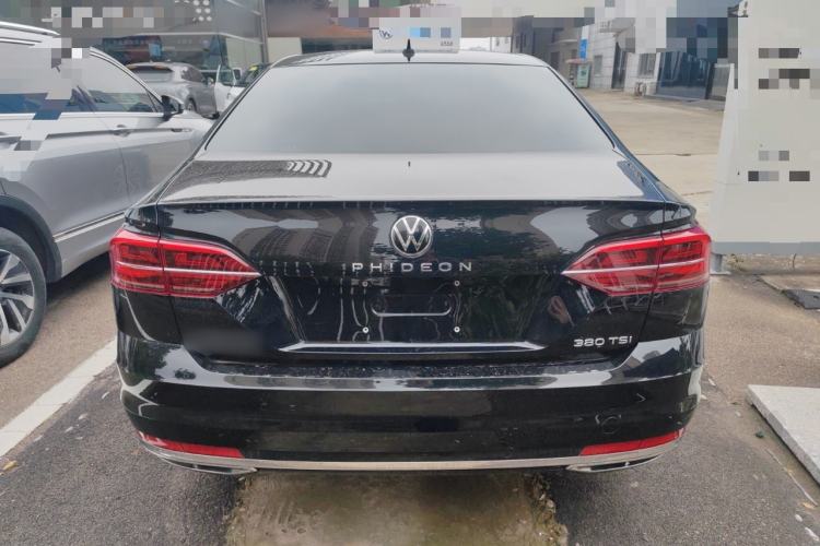 Used Volkswagen Phideon 2021 380TSI Luxury Edition
