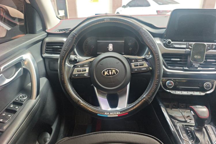 Used Kia Sportage R 2018 2.0L Automatic Smart Luxury Version China V Standard Steering Wheel