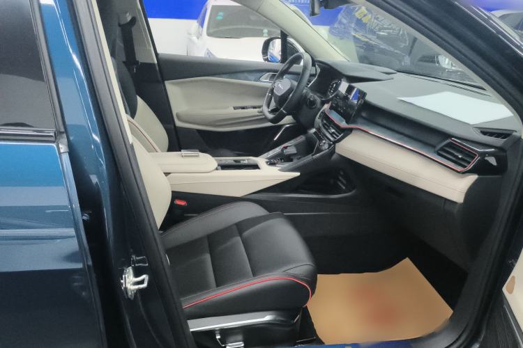 Used Lynk & Co 06 2020 1.5T YAO Halo Right Front Seat