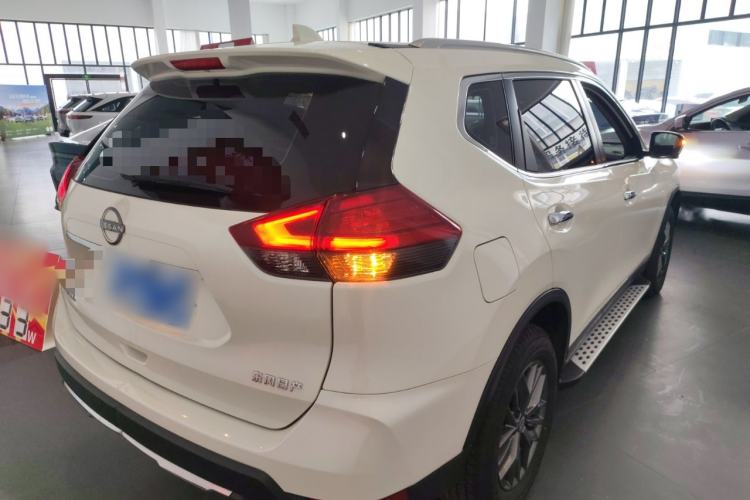 Used Nissan X-Trail 2025 Honor 2.0L Two-Wheel Drive Leading Edition Rear Right 45 Deg