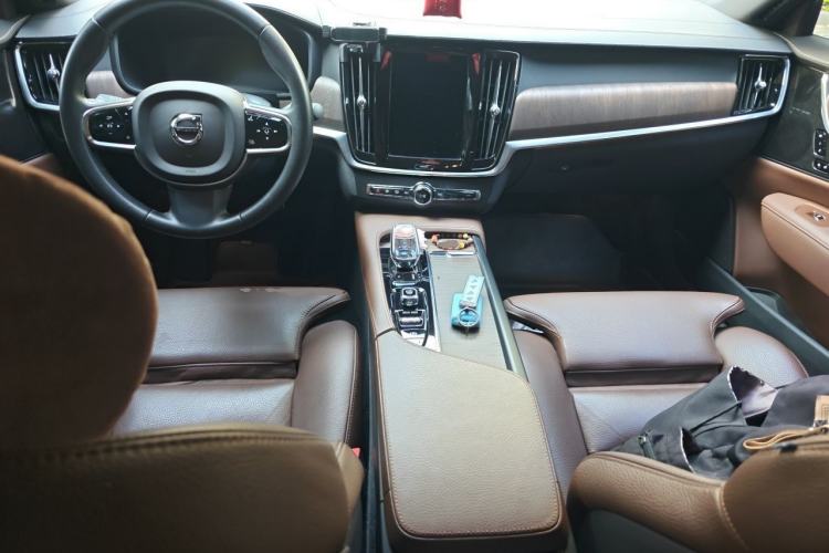 Used Volvo S90 2021 B5 Zhiyuan Luxury Edition