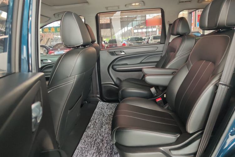 Used GAC Trumpchi M6 2021 270T DCT Luxury Edition (7 Seats) Left Rear Seat