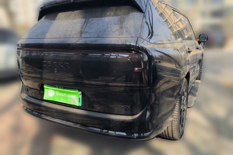Used Zeekr 9X 2025 Moon Black Edition 70kWh
