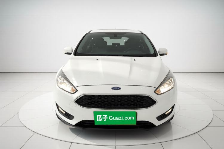 Used Ford Focus 2018 Hatchback Classic 1.6L Automatic Trendy SmartDrive Edition
