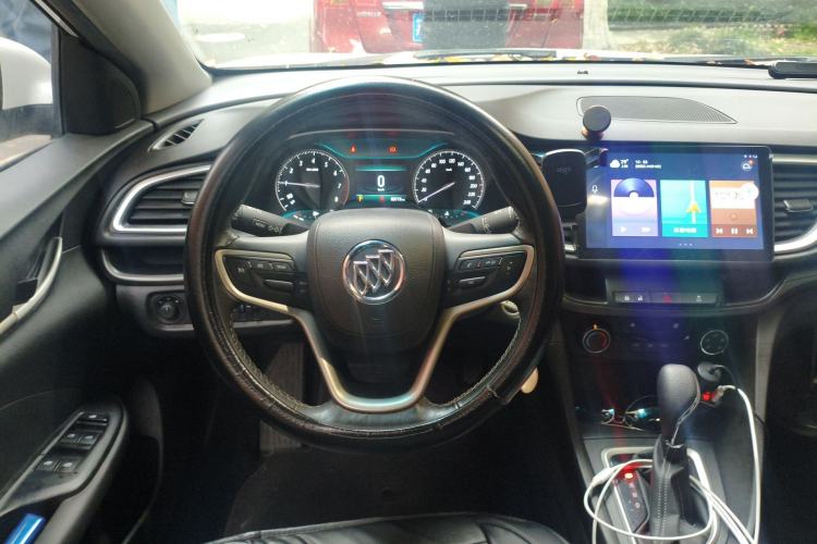 Used Buick GT 2018 18T Automatic Elite Model Steering Wheel