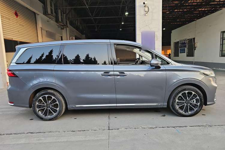 Used Roewe iMAX8 2023 400TGI Comfort Edition