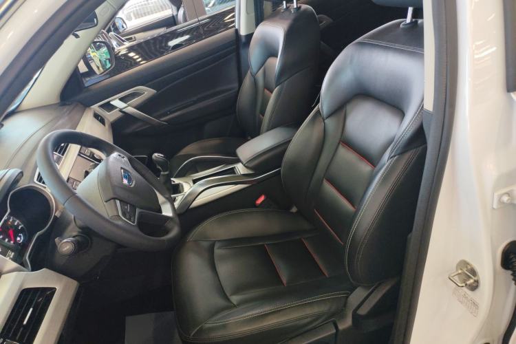 Used Geely Auto Emgrand X7 Sport 2018 2.0L Manual Two-Wheel Drive Zhiya Version