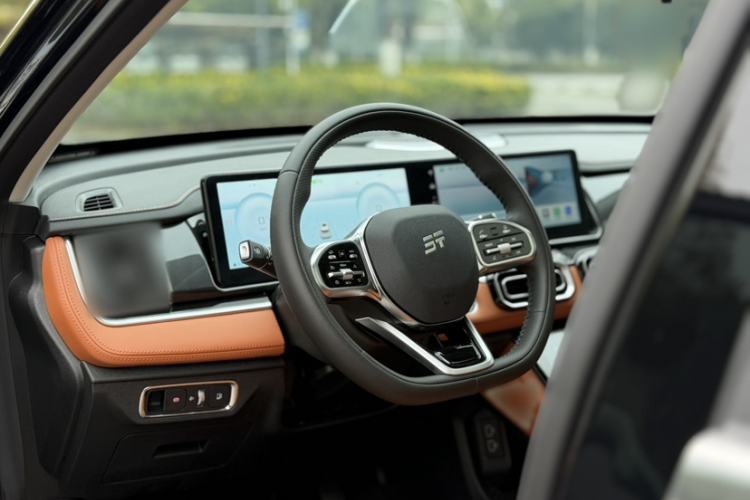 Used JETOUR Shanhai L7 2024 1.5T 120km MAX 5-Seater Steering Wheel