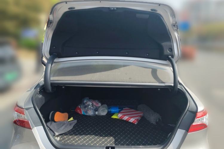 Used Toyota Camry 2021 2.0G Luxury Edition Trunk