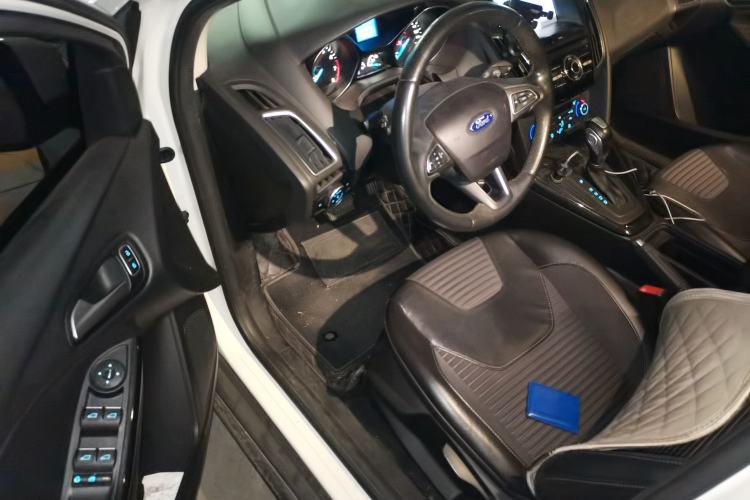 Used Ford Focus 2017 Sedan 1.6L Automatic Fashion Edition Smart Drive Version