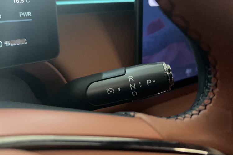 Used GAC Trumpchi Xiangwang S7 2025 180km Ultra All-Wheel Drive LiDAR Edition Gear Lever