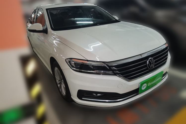 Used Volkswagen Lavida 2022 280TSI DSG Comfort Edition Front Right 45 Deg