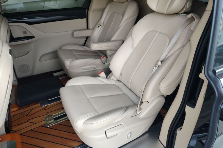 Used Buick GL8 2023 ES Lu Zun Deluxe Model