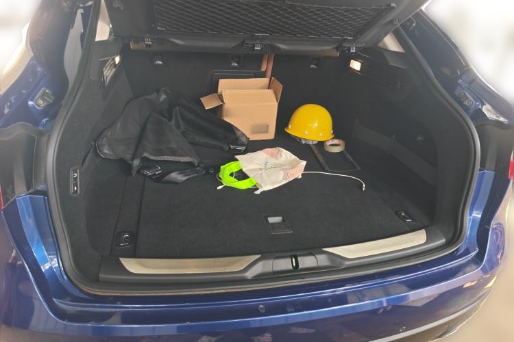 Used Maserati Levante 2018 3.0T Classic Edition Trunk