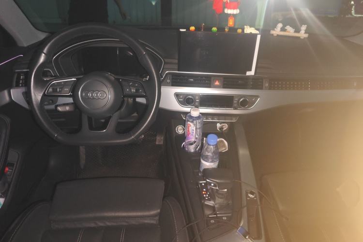 Used Audi A4L 2022 40 TFSI Luxury Dynamic Model