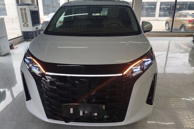 Used BYD Xia 2025 DM-i 1.5T 180km Beyond Edition Front