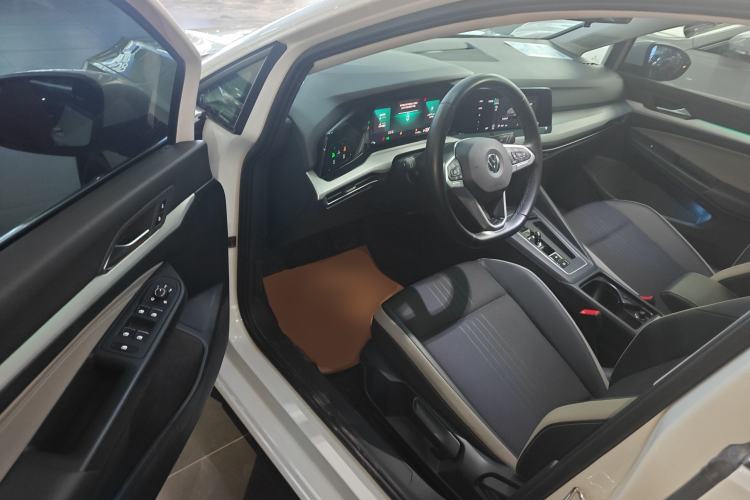 Used Volkswagen Golf 2021 280TSI DSG Pro Driver Seat