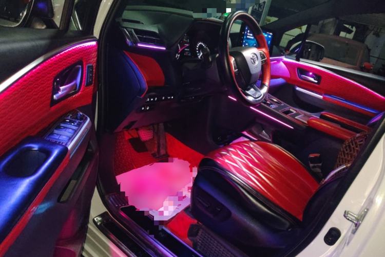 Used Toyota Granvia 2023 2.5L Hybrid Prestige PLUS Edition Driver Seat